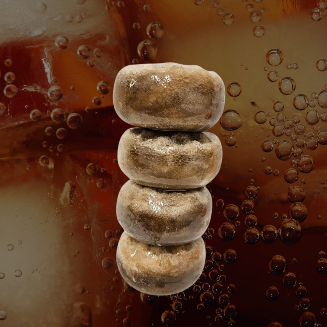 Puss Puss X M Room Everyday Scrubbing Soap Vodka Cola - kuorintasaippua vartalolle