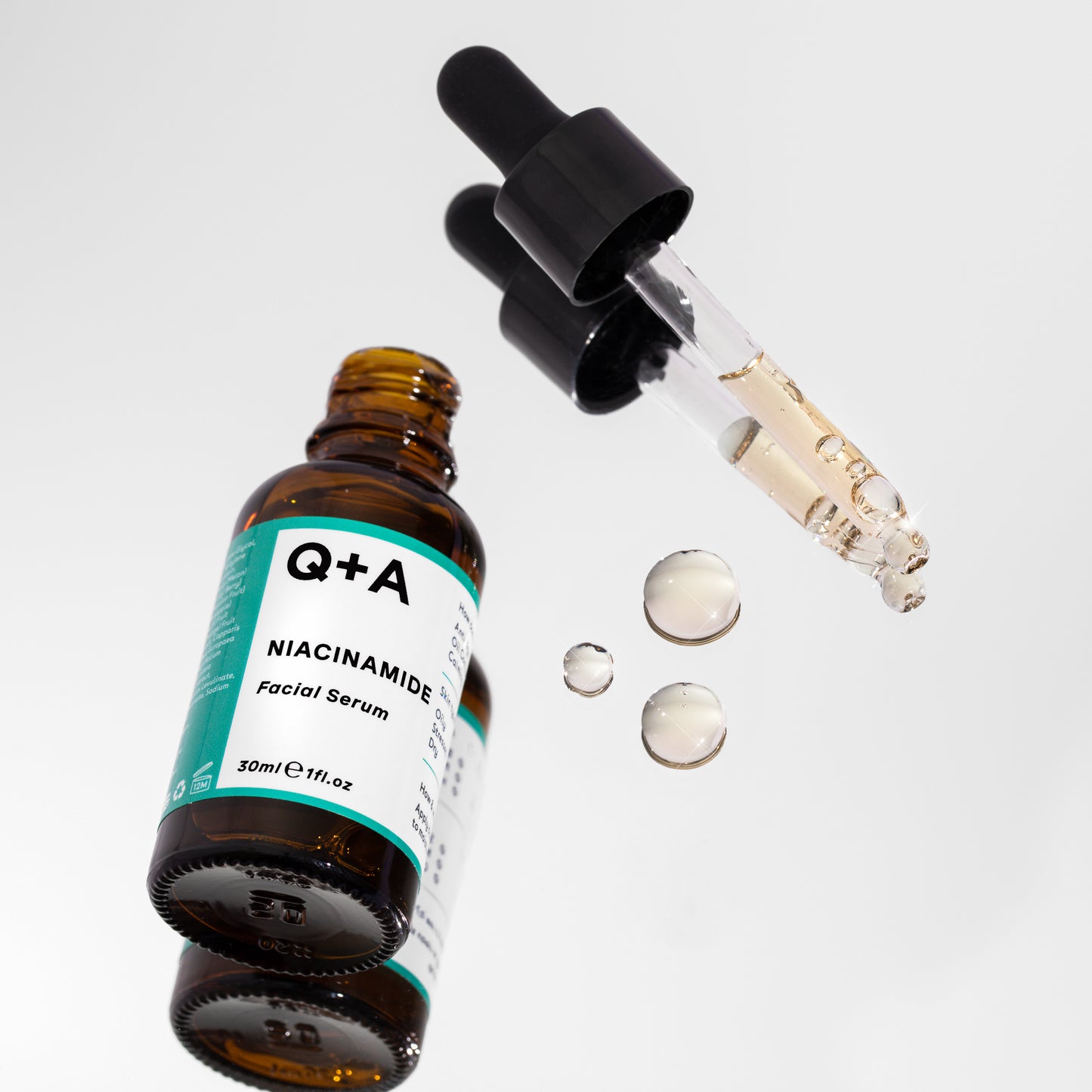 Q+A Niacinamide Facial Serum - kirkastava seerumi pipettipullossa 30ml