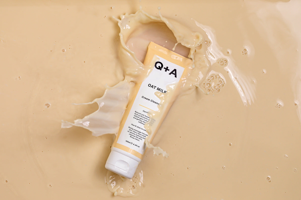 Q+A Oat Milk Cream Cleanser - kasvojenpuhdistusaine kuivalle iholle sisältää kauraa putsari 125ml