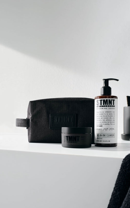 STMNT-paketti: Matte Paste + All-in-One Cleanser + toilettilaukku