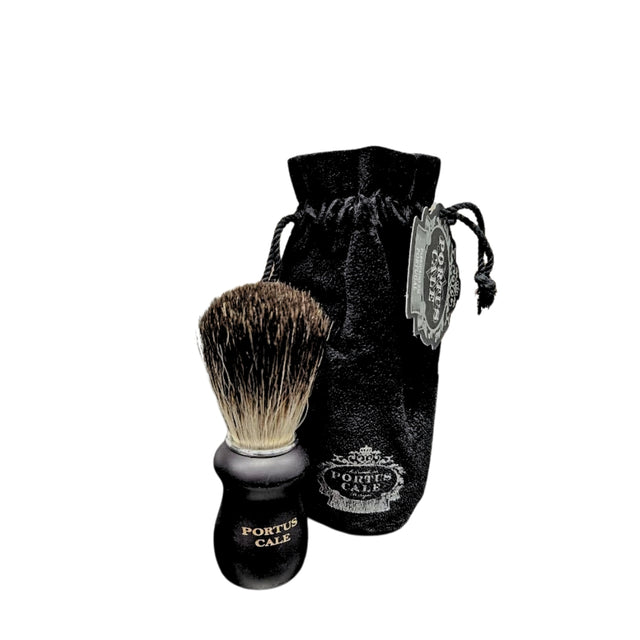 Portus Cale Black Edition Shaving Brush musta partasuti mäyränkarvaa samettipussissa